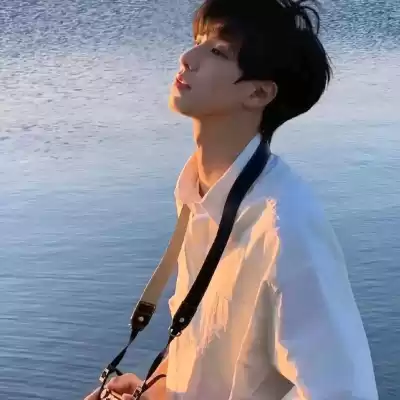 黄莉颖